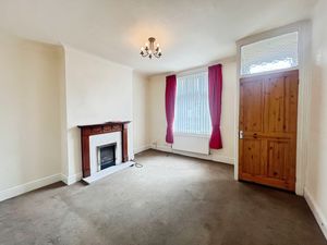 Lounge- click for photo gallery
